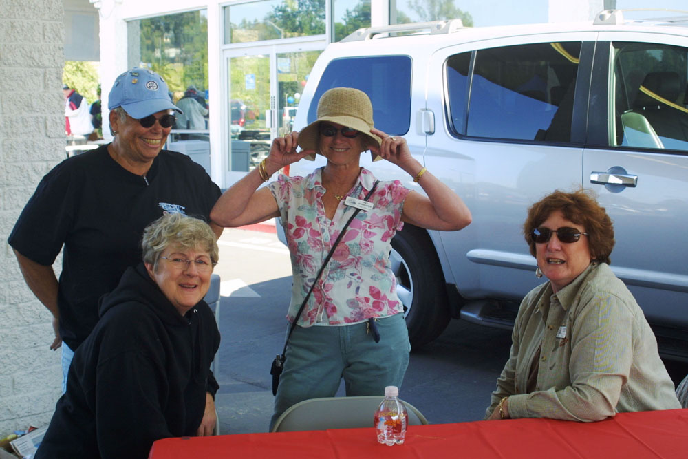 047 Pat, Liz, Pat & Clarice