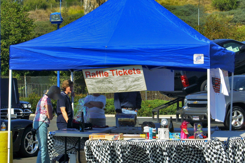 050 Raffle Tent